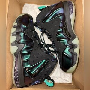 Men’s Nike Barkley Posite Max Grape